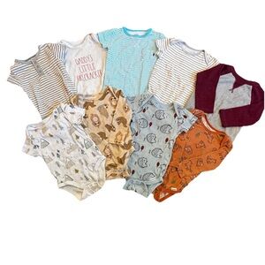 Baby Boys 6-9 Months Lot Of 9 Bodysuits Carters Cloud Island Old Navy